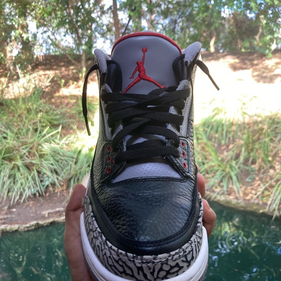 Jordan 3 black cement main image 5
